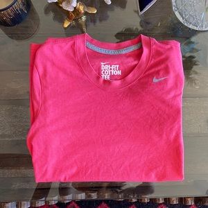 Nike Dry Fit Cotton Tee Size Small Pink